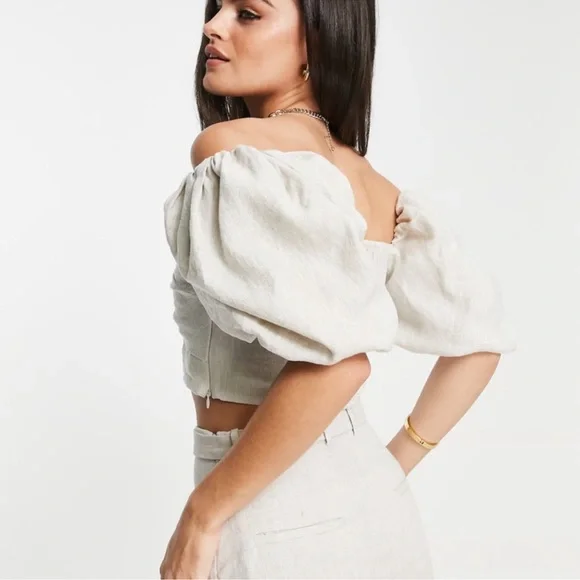 & other stories linen puff sleeve crop top twist front cream - Picture 3 of 11